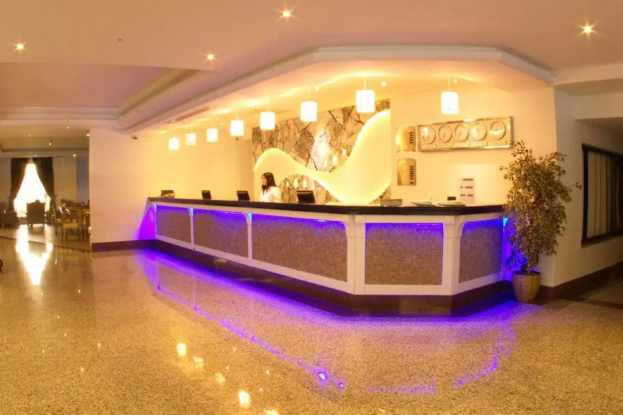 5280734227f4af_z (Copy).jpg